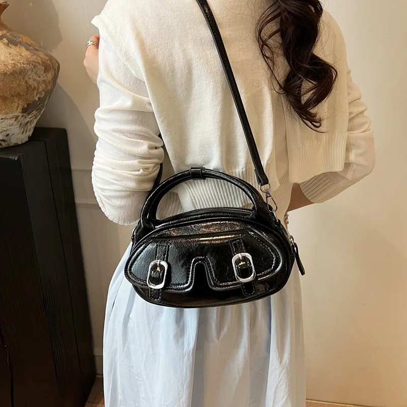 

2025 Spring Vintage Shoulder Bag, Versatile Crossbody Purse for Women, Chic Top Handle Tote, Minimalist Day to Night Bag
