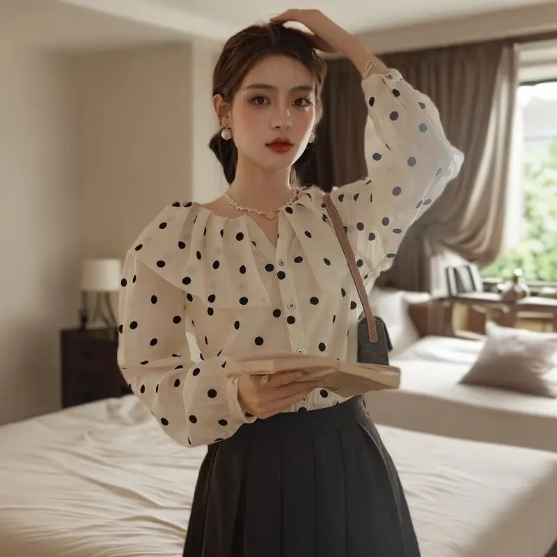 Dot Chiffon Shirts Women Loose Casual Tops Button-up Design Fashion All-match Temper Vintage Gentle Summer Sunproof Tender New