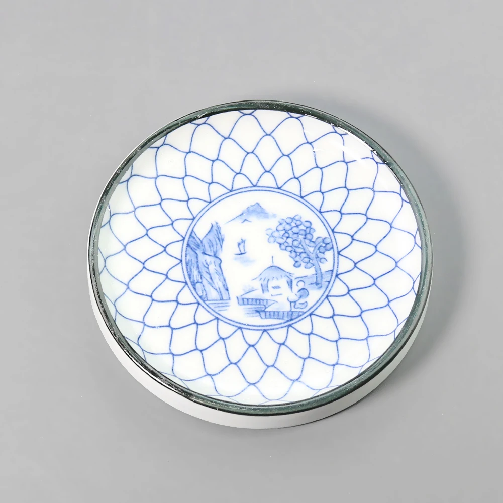 Chinese Style Blue and White Porcelain Tea Coaster Round Shape Coffee Cup Holder Saucer Living Room Coffee Table Decor Accessory