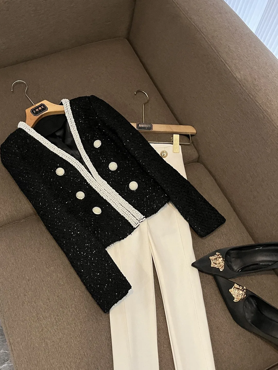 

Верхняя одежда Slim Fit Pearl Embellied Женский топ Ele Sle ort Jaet Хлопковый материал Длинный цвет све