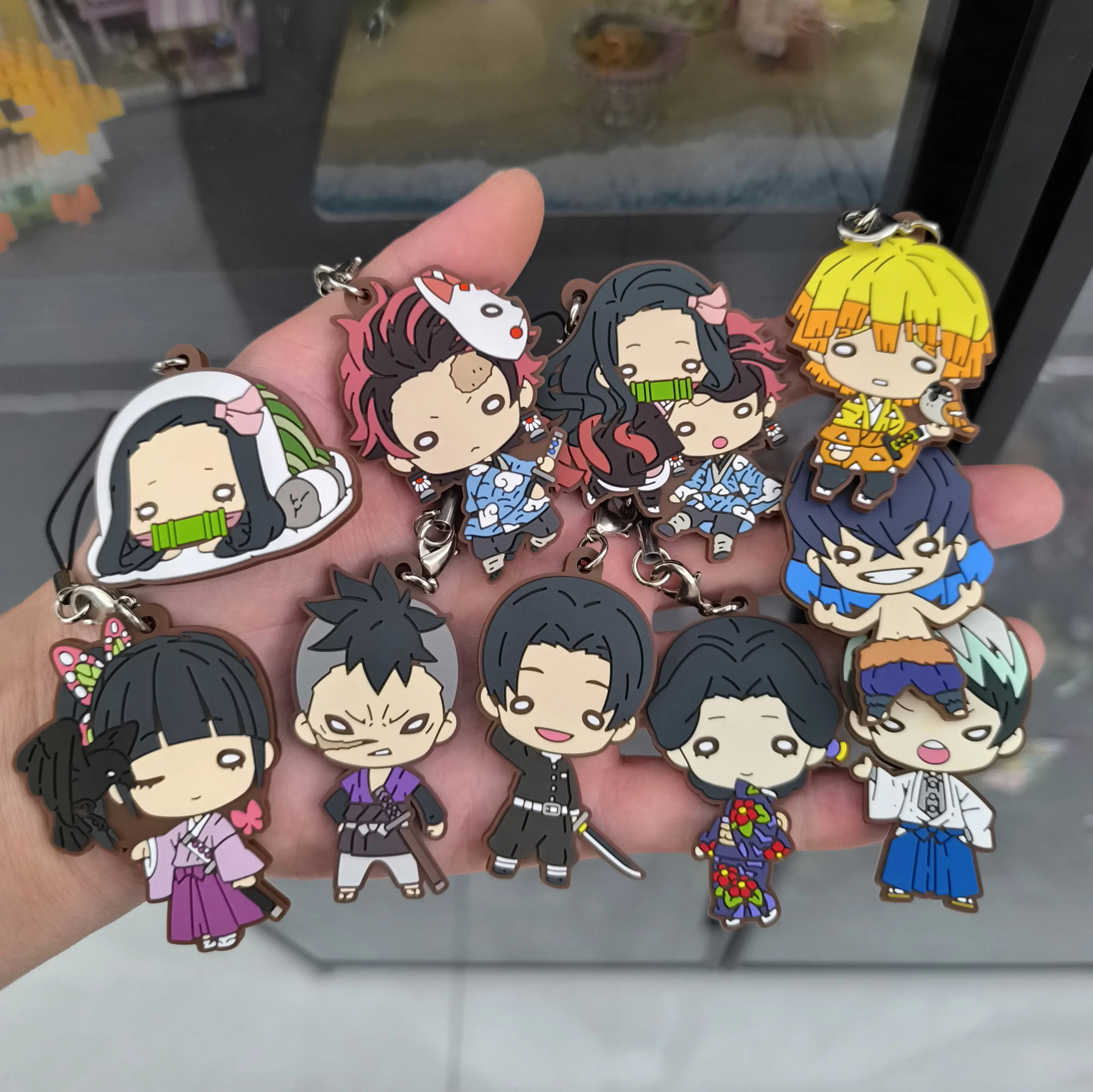 

Japan Demon Slayer Anime mitsuri Nezuko Tanjiro Muichirou Rengoku Kyoujurou Rubber Ornament Toys Collection Gift goods