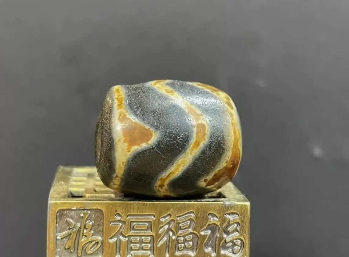 Tibetan Nepalese Himalayan Ancient agate Old Dzi Talisman Eye Beads Amulet