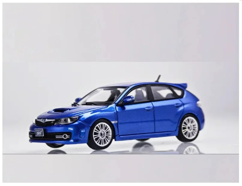 

Fiber Run 1:64 WRX STI 2009 Model Car