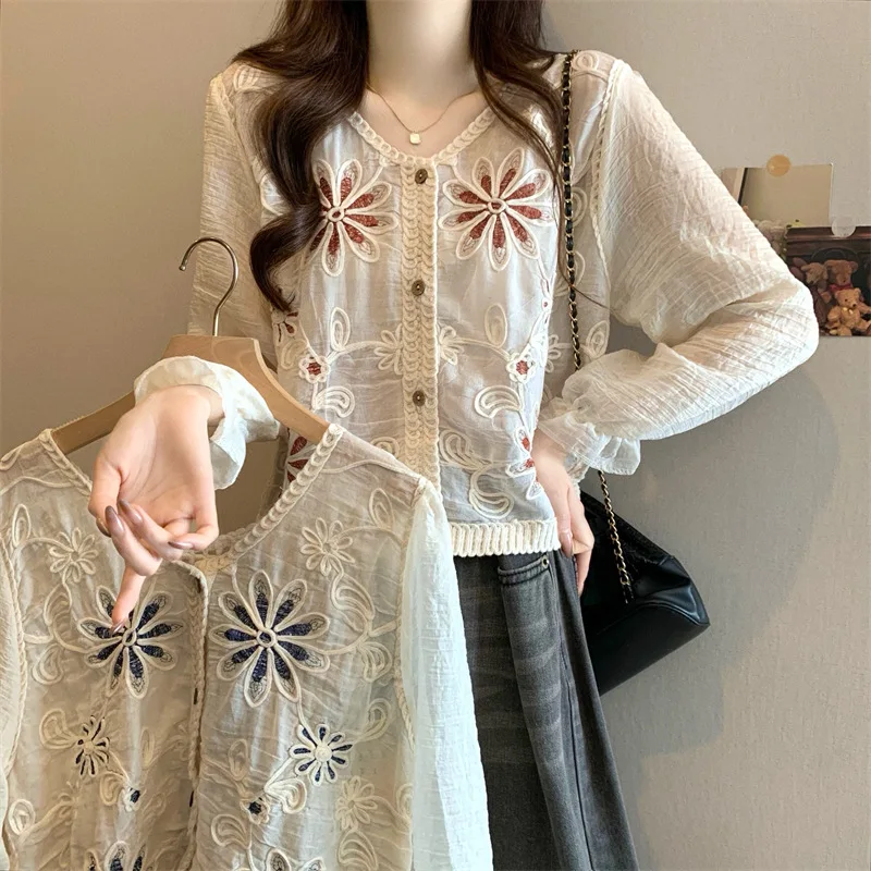 Boring Honey Autumn Vintage Sweet Literary Style T-Shirt V-Neck Sense of Design Tops Women Thin All-Match Long Sleeve T-Shirt