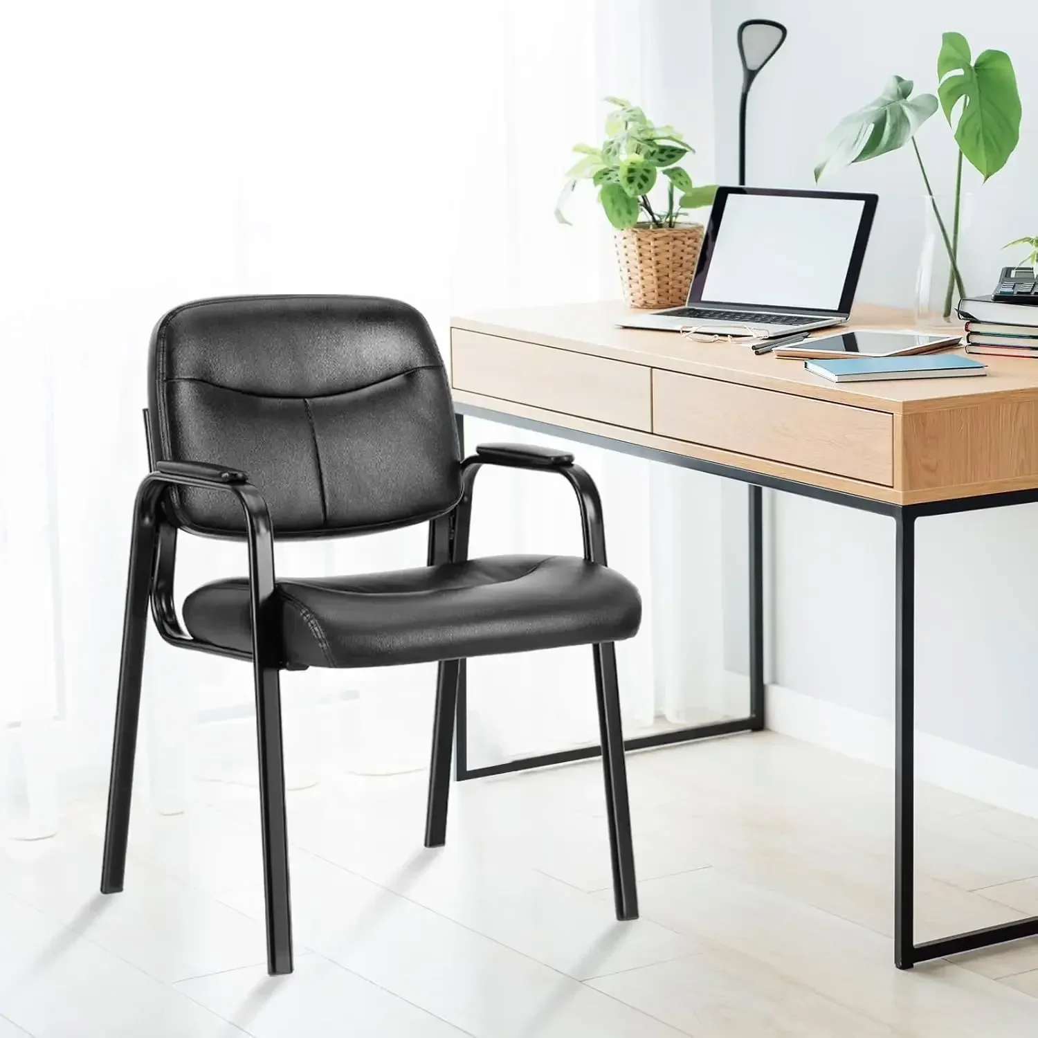 كراسي غرفة الانتظار بدون عجلات، مجموعة من 4 قطع، كرسي ضيوف مكتب الاستقبال الثابت من الجلد بأذرع مبطنة