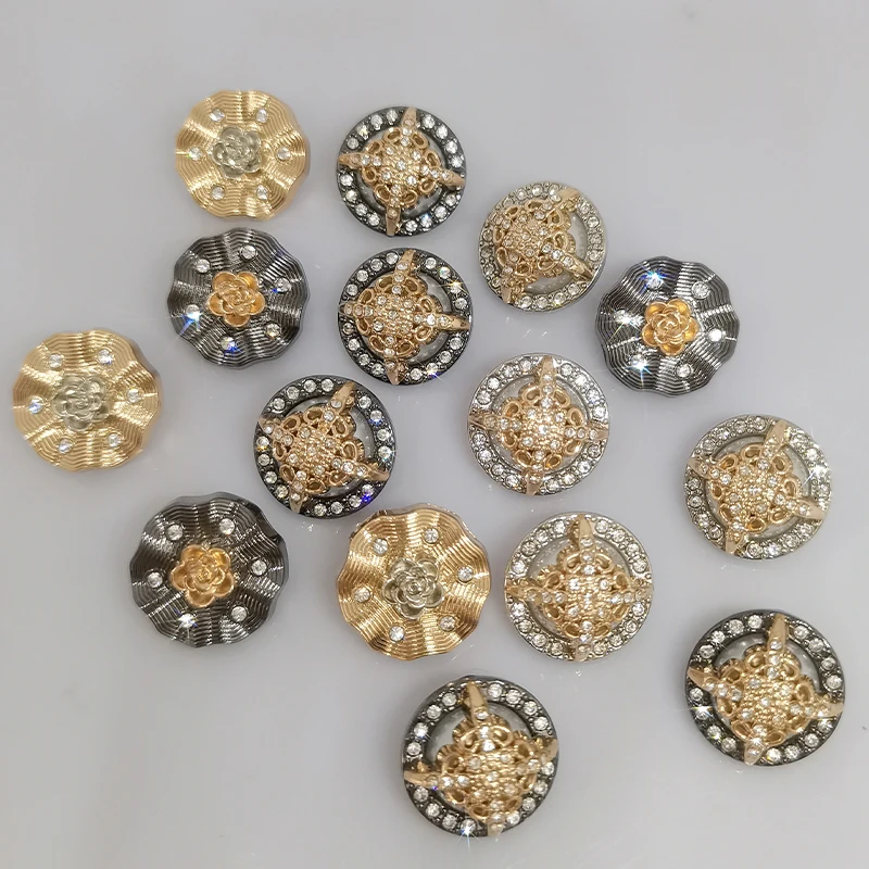 17.5/20/23MM luksusowe Rhinestone kwiatowe metalowe guziki odzieży hurtownia moda wysokiej jakości guziki Makers akcesoria do szycia