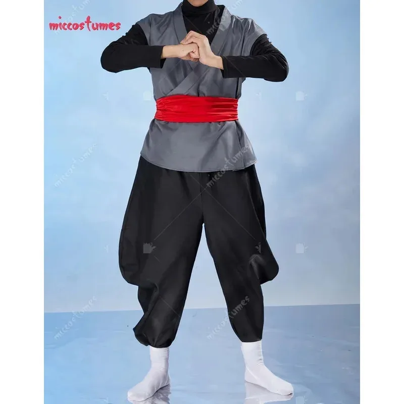 بدلة الكونغ فو للرجال من Miccostumes مع أقراط أزياء تنكرية سوداء للهالوين