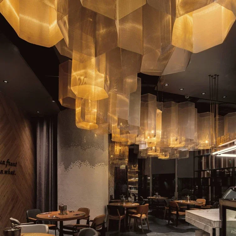 Hexagonal Shape Aluminum Iron Chain Decorative  Room Hotel Show Room Lobby Custom Project Led