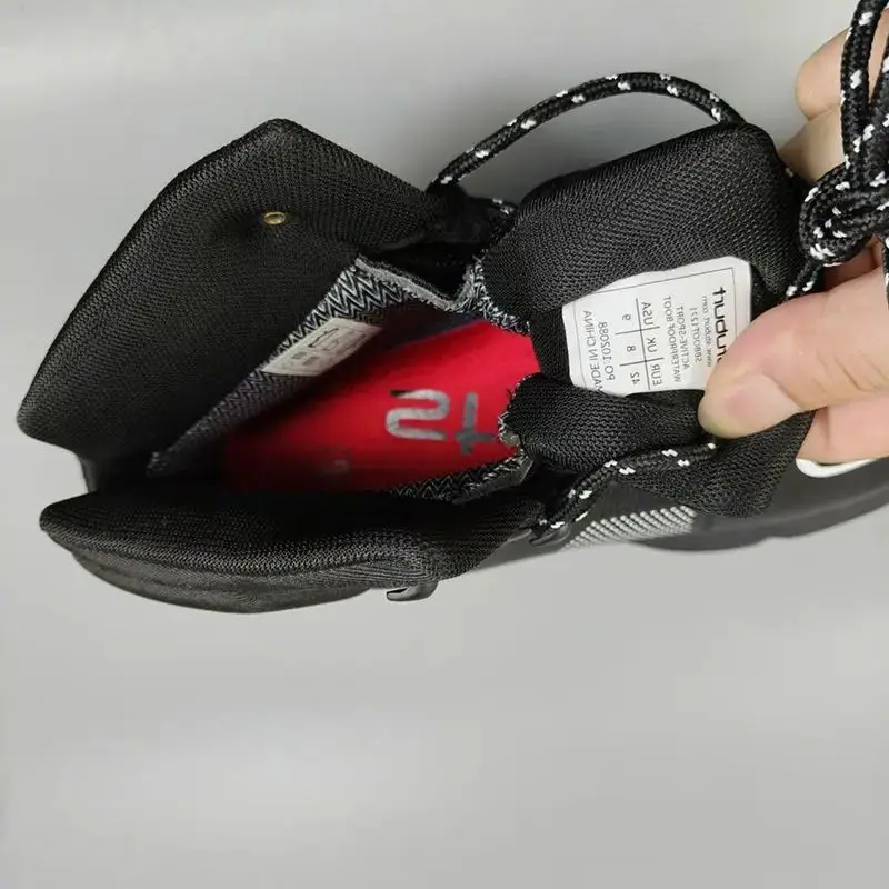 

New non-slip wear-resistant men's outdoor hiking shoes Breathable climbing men's sports shoes Hunting hiking shoes