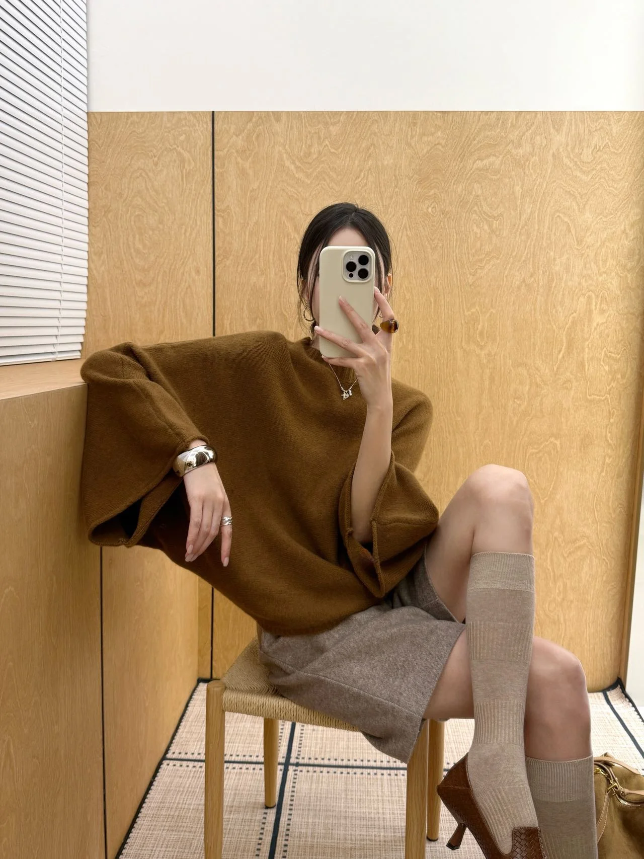 

Модный повседневный шерстяной свитер с рукавами «летучая мышь», высоким воротником, свободного кроя, осенне-зимний, во французском стиле, мягкий и удобный трикотаж