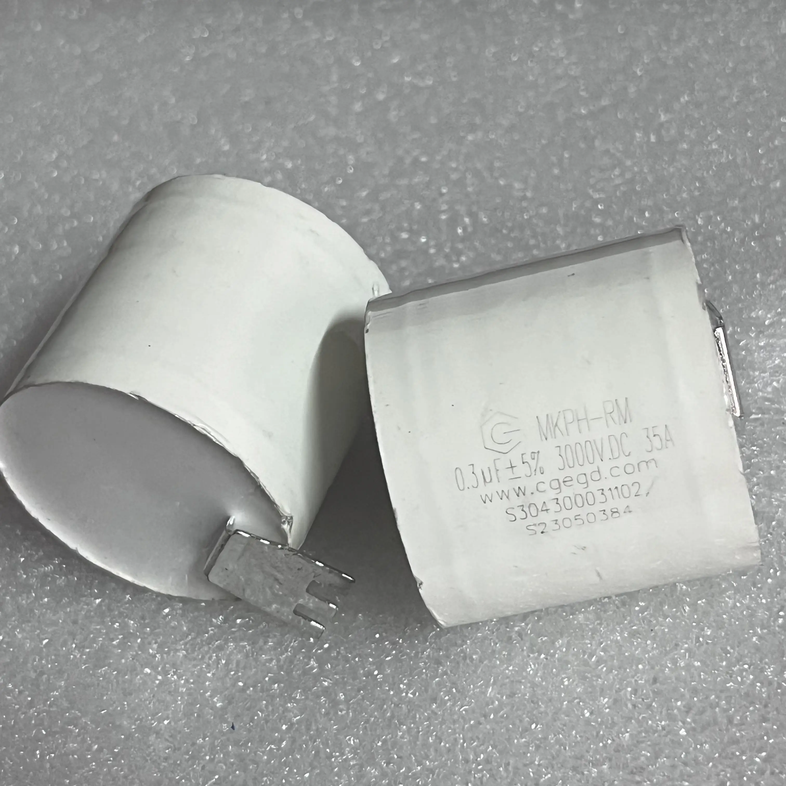 

5PCS/MKPH-RM type 0.3UF 3000V 35A welding machine capacitor film capacitor