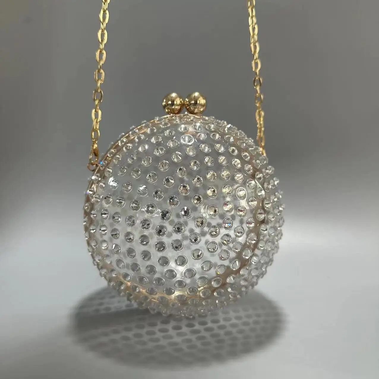 

Trendy Acrylic Handheld Diamond Ball Lady's Fashionable Clutch for Vacation Beach Wedding Ceremony Shoulder Crossbody Party Bag