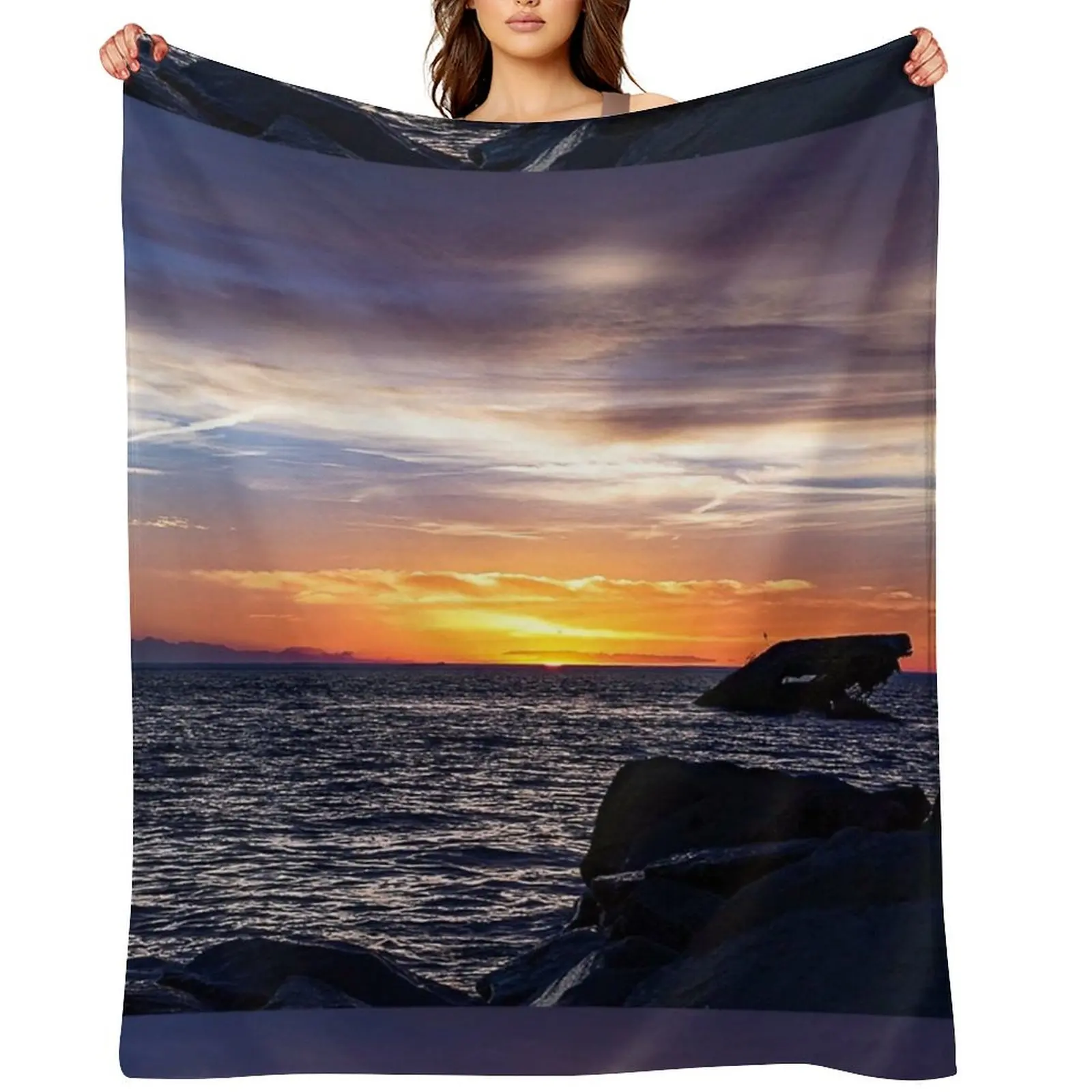 

Sunset SS Atlantus Throw Blanket For Decorative Sofa halloween Soft Big sofa bed Blankets