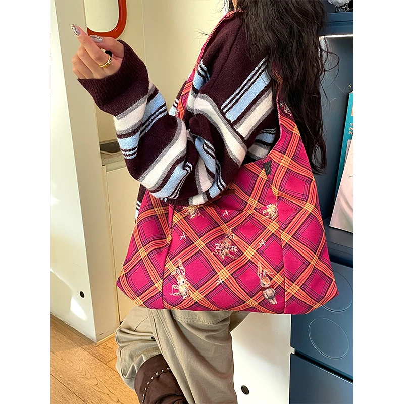 ELFSACK 2025 Winter New Arrivals Casual Y2K Cartoon Rabbit Color Block Plaid Tote Bag For Woman
