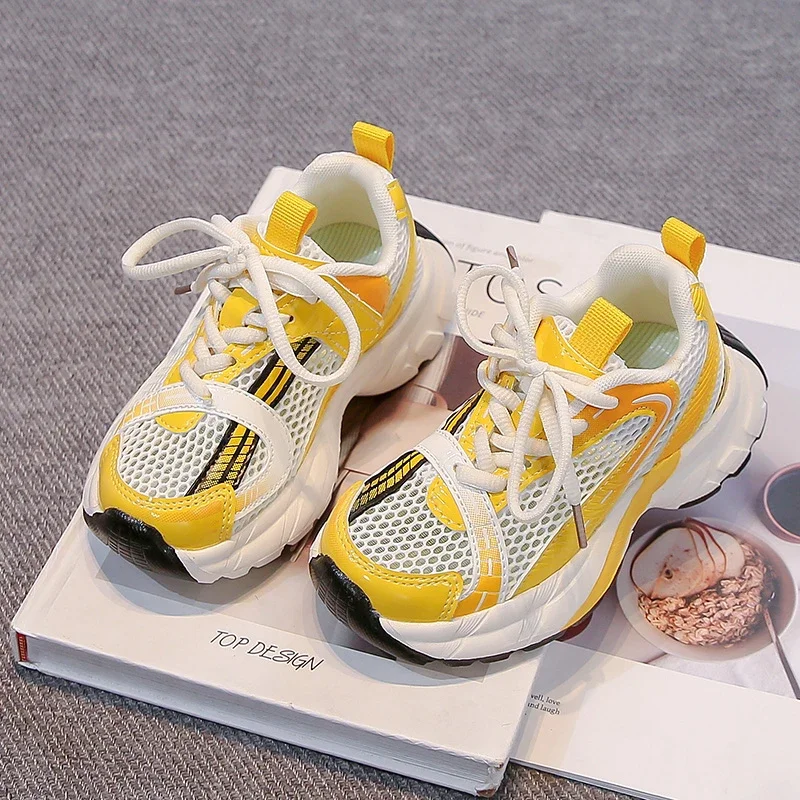 Students Running Shoes Mesh Breathable Kids Tennis Shoes Non-slip Thick Soft Sole 2025 New Children Basketball Shoes Trendy
