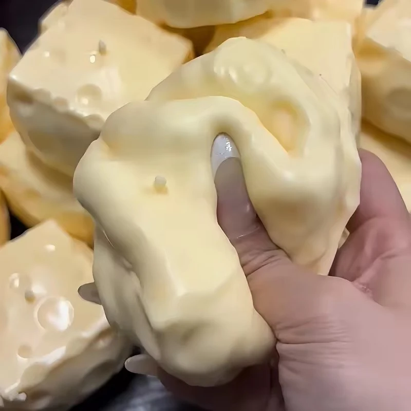 Knuspriger, weicher Käsewürfel-Stressball, selbstgemachtes weiches Käse-Quetschspielzeug, ASMR-Sensorik-Anti-Stress-Spielzeug, Geschenk für Erwachsene – Detail 7