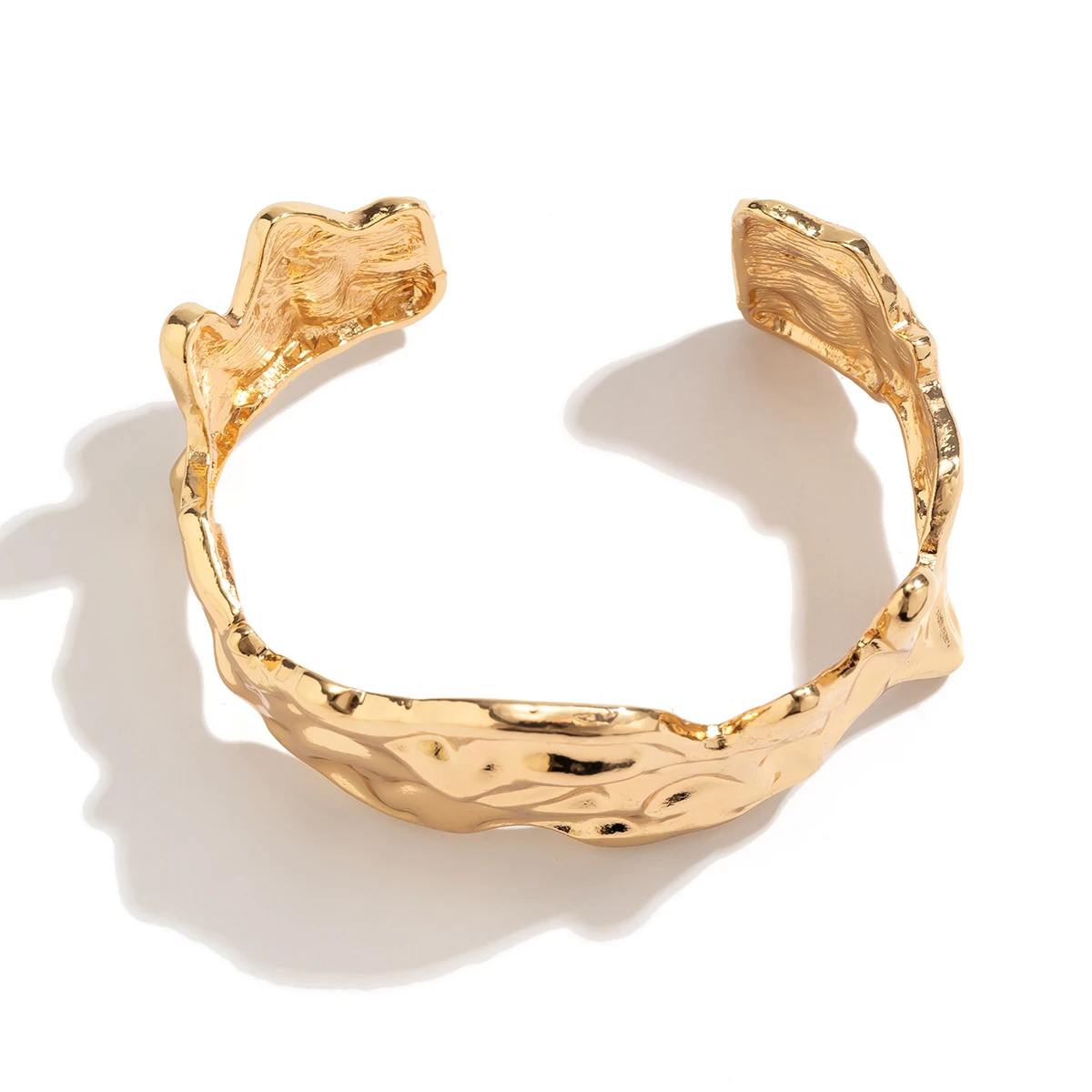 Open Wide Uneven Metal Cuff Bracelet for Women Trendy Charms Bangle on the Hand Accessories 2023 Fashion Jewelry Decoration Gift