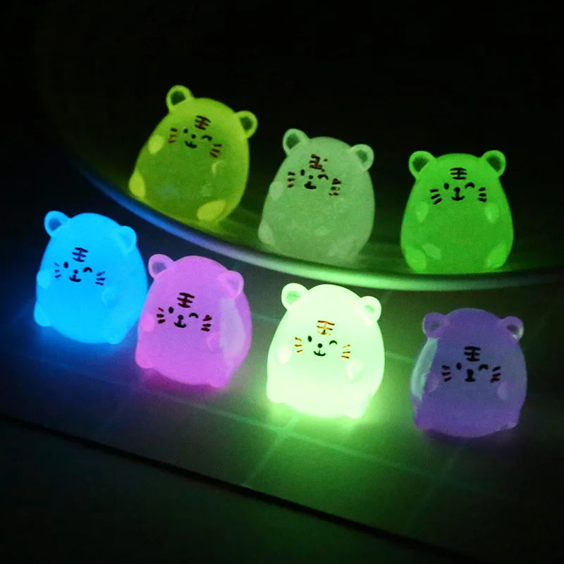 6 Pcs Creative Glow-in-the-dark Cute Tiger Moss Miniature Landscape Decoration Room Table Decoration Miniature Resin Crafts