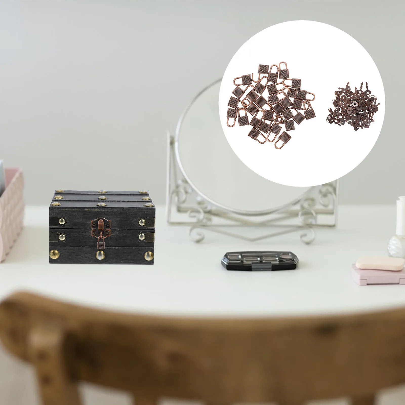 

30Sets Metal Pirate Lock Set Mini Vintage Padlocks Keys for Treasure Box Halloween Accessories Locking Hasp