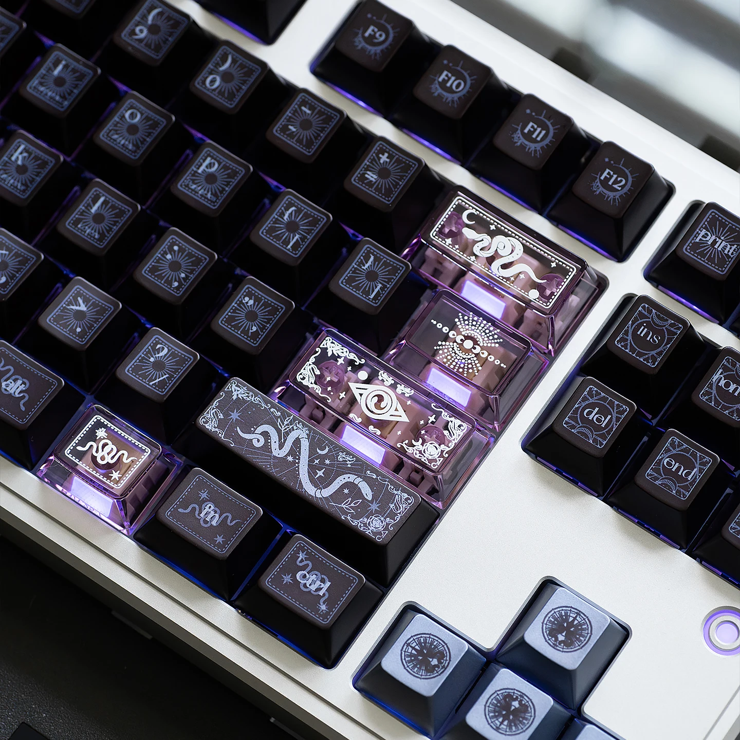 Taptempo Spirit Snake Keycaps Dye-Sublimation PBT PC Keycap Sets Metallic Paint Glossy Black Keycaps For MX Mechanical Keyboard