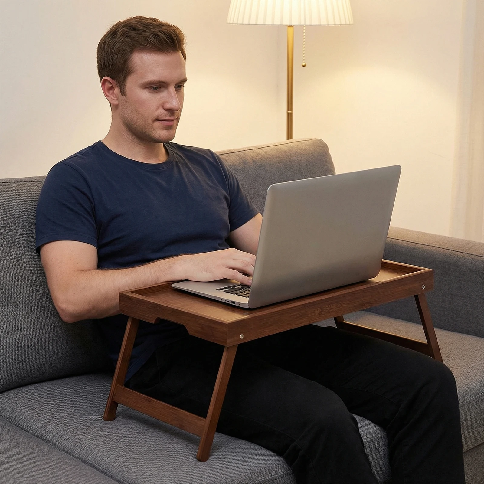 

Портативный многофункциональный бамбуковый столик для ноутбука с откидными ножками, поднос для завтрака в постели, для еды, перекусов и работы