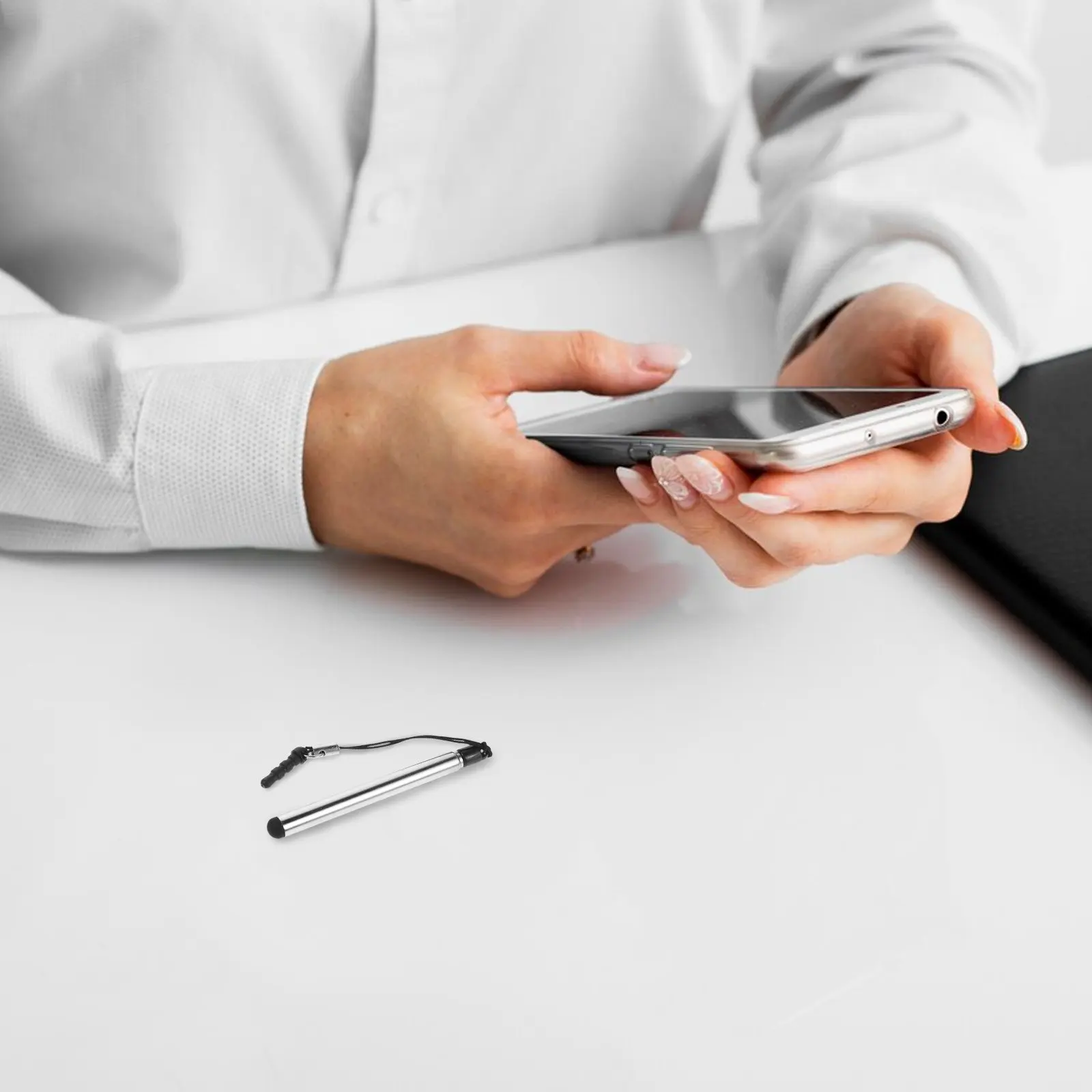 

Тонкий выдвижной стилус для экрана, портативная емкостная ручка с высокой чувствительностью, плавным и точным письмом для телефона, планшета, ноутбука