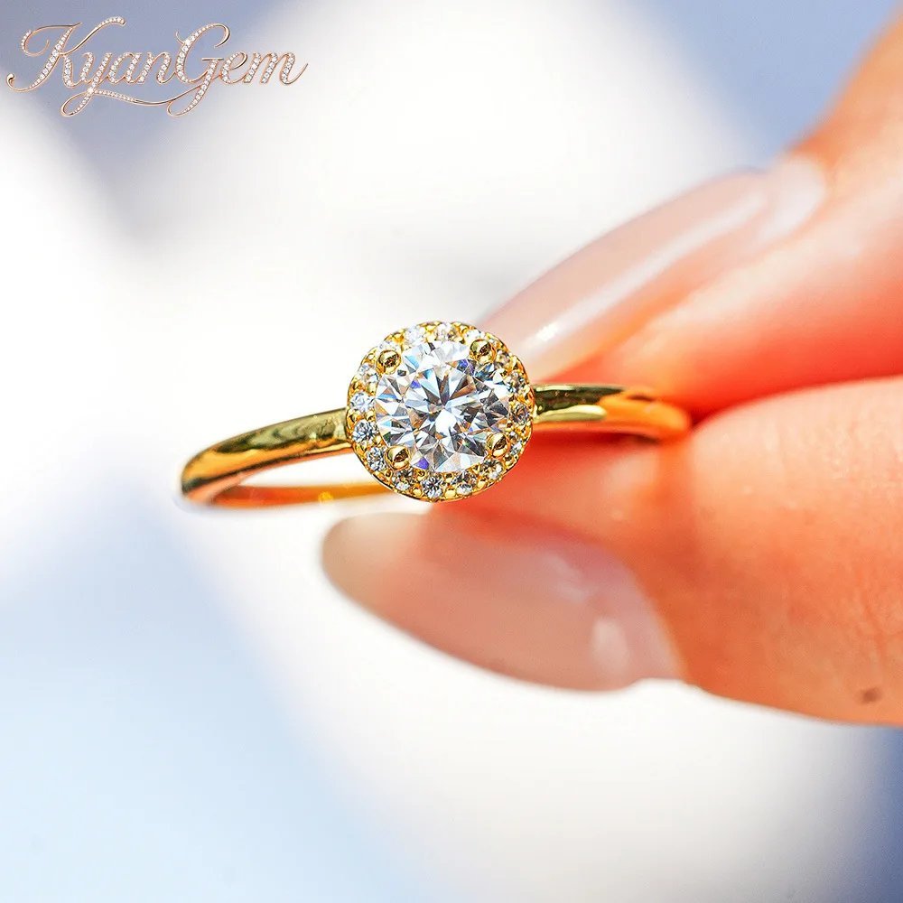 KyanGem Luxury Round-Cut 18K Gold Ring with 0.5 carat Moissanite diamond for Women Exquisite Jewelry Gifts GRA Certified