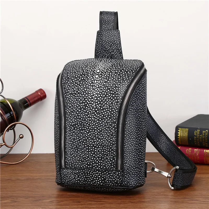 Real leather chest bag, high-end large capacity fashionable men's chest bag, large capacity shoulder bag, crossbody bag