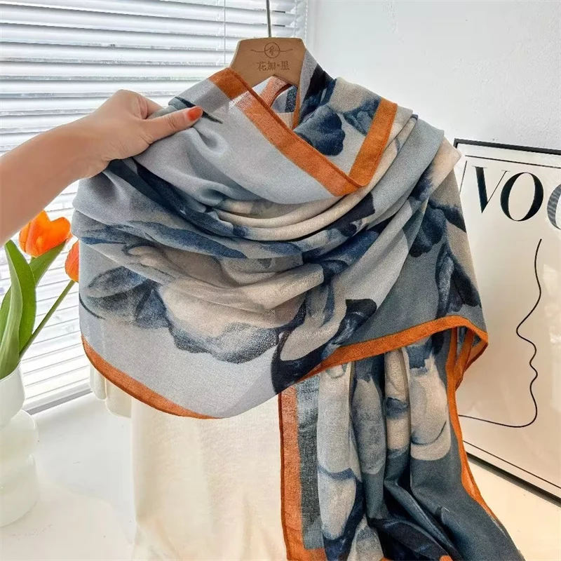 Autumn And Winter Warm Silk Wool Big Scarf For Women's High End Double Sided Double Color Silk Wool Scarf Fashion Shawl