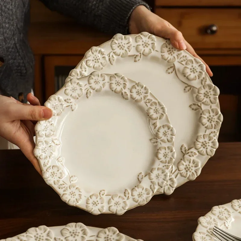 Retro Relief Ceramic Plate Steak Plate Dessert Cake Plate Pasta Dish Serving Plates Restaurant Creative Palace Style Tableware