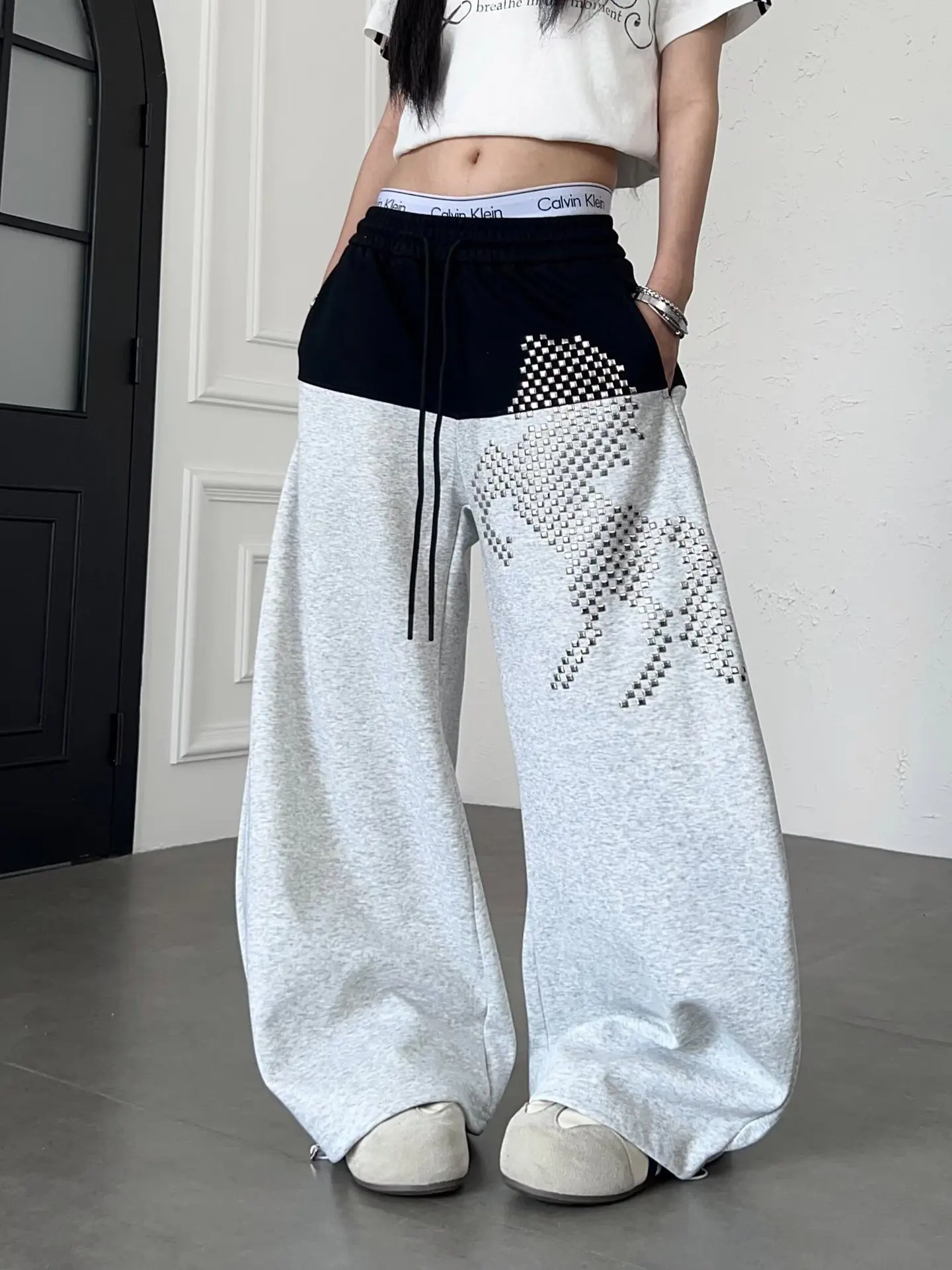 Retro European and American Stitched Small Horse Rivet Jazz Dance for Women Summer Y2K Hip-Hop Draping Style Kpop Dancing Pants