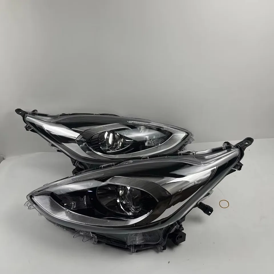 トヨタアクア2017 2018,nhp10 1nzfxe 8113052m10用ヘッドライトペア