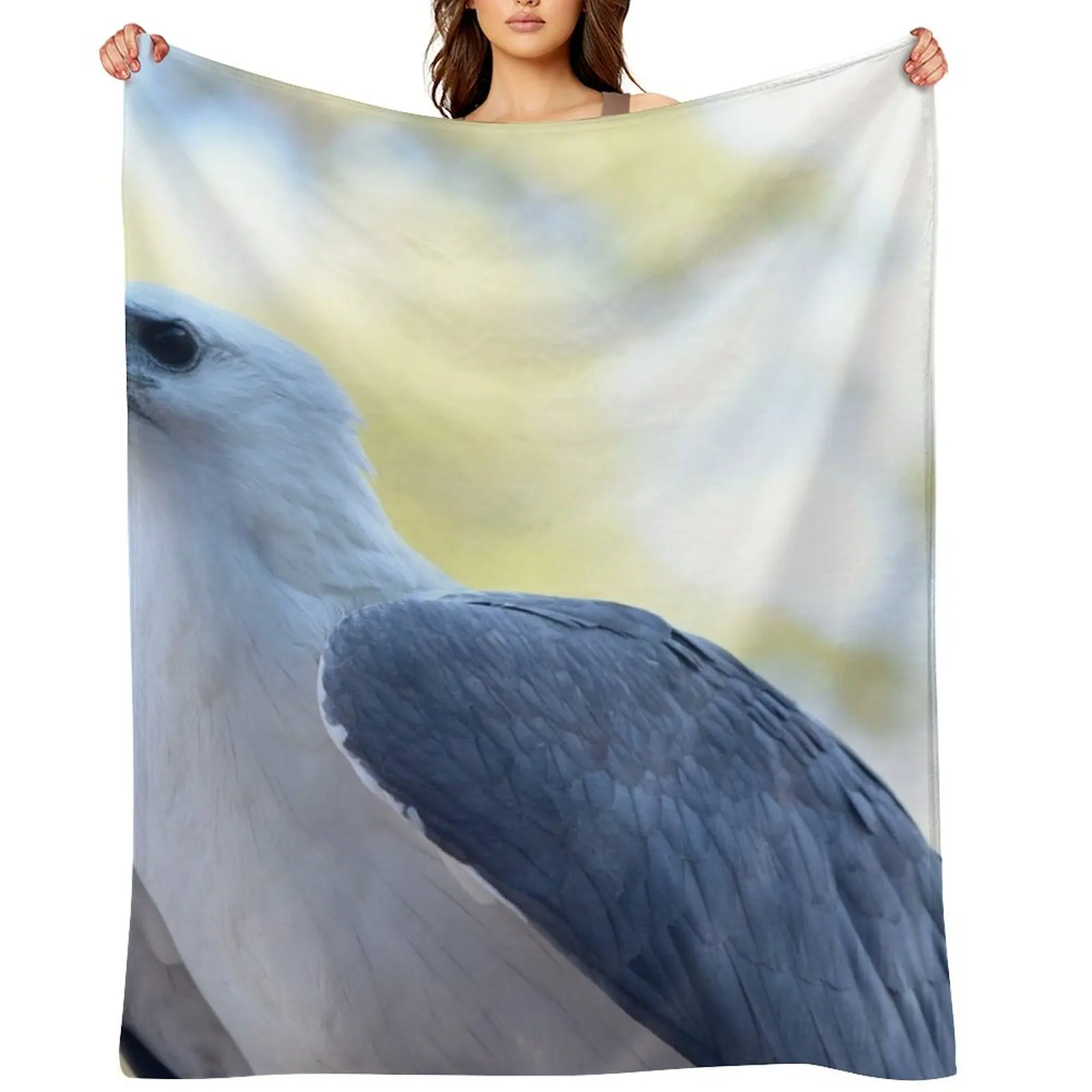 

Maraki, Whiteabellied Sea-Eagle Throw Blanket Moving anime Extra Large Throw Soft Blankets