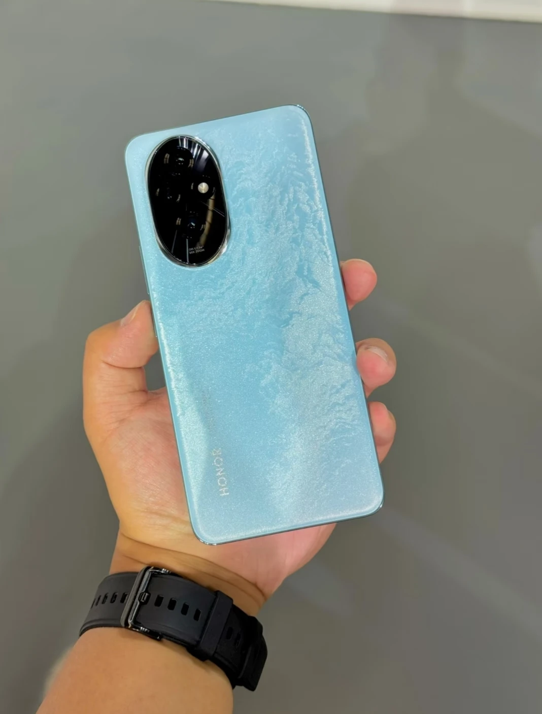 هاتف Google Play Honor 200 5G الذكي بشاشة 6.7 بوصة OLED Snapdragon7 Gen3 50MP 5200Mah 100W Super Charge MagicOS 8.0 OTA NFC