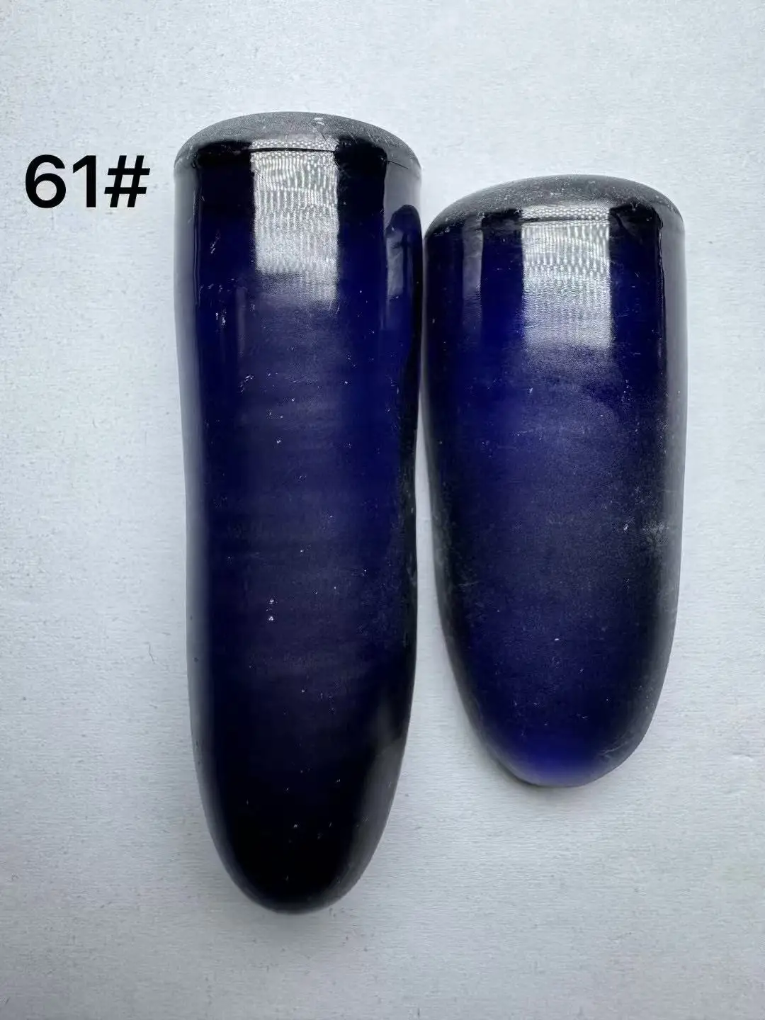 Color sapphire blue corundum raw stone can be cut and polished into finished products