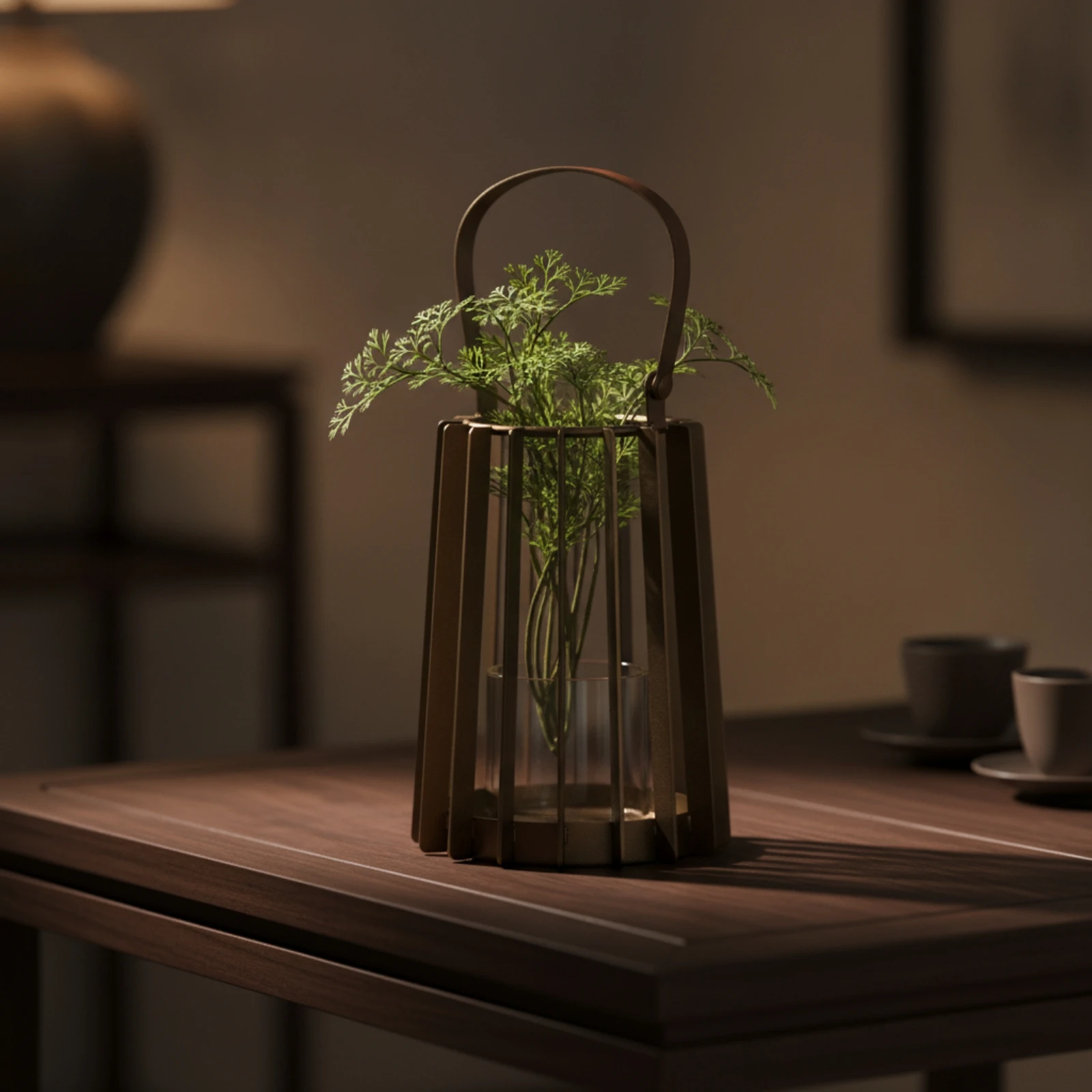 Lantern with Glass Insert Modern Wire Cage Lantern Cage Candle Holder Rustic Vintage for Living Room, Entryway