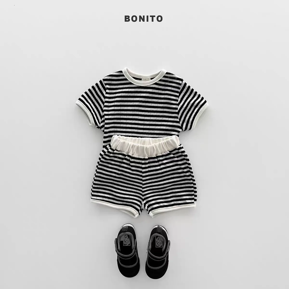 2026 Summer New Baby Casual Striped Sportwear Boys Girls Short Sleeve Clothes Set Children Breathable Tops + Shorts 2pcs Suit