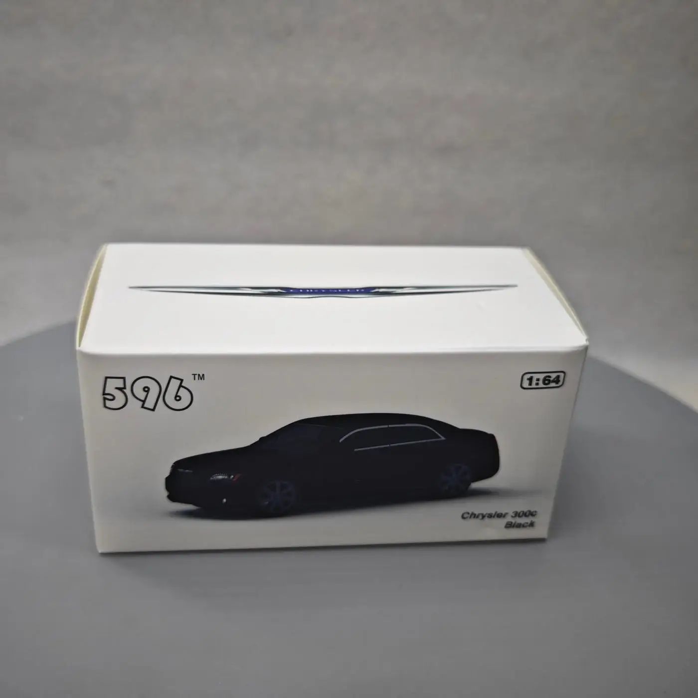 596 1:64 Chrysler 300c Nero Modello di auto avanzato da collezione