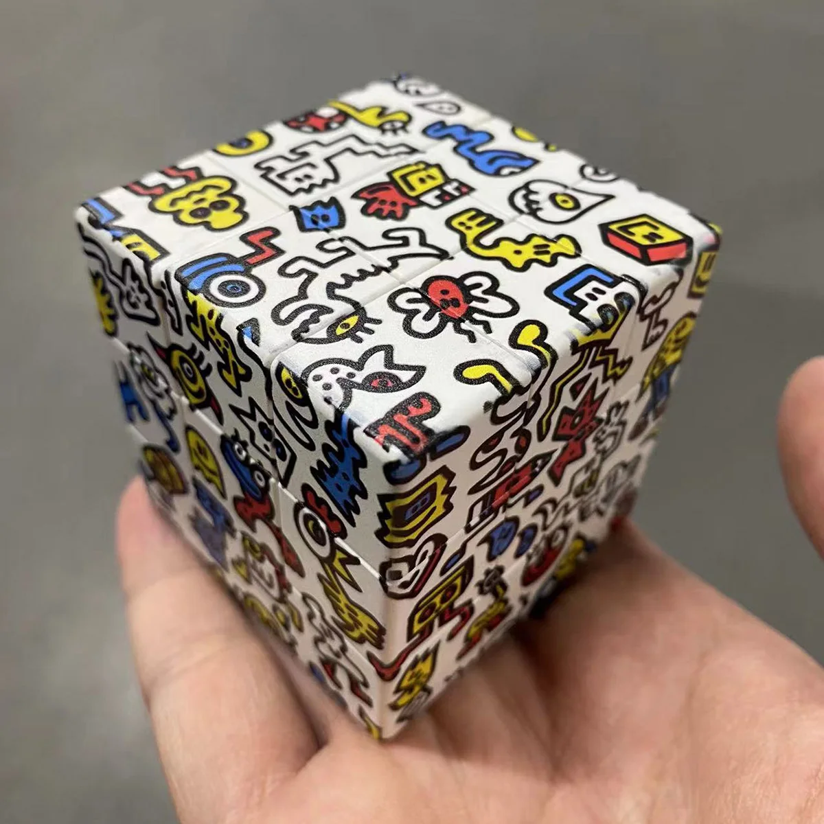 Magic Cube 3x3x3 Cartoon Alien graffiti UV Fun Stress Relief Puzzle Professional Smooth Speed Game Children's Toys Gifts