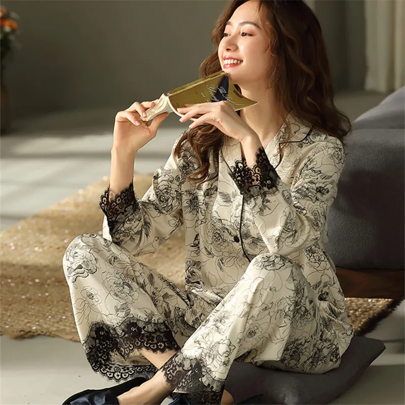 

spring Women Sleepwear Autumn Pajamas Set Turn Down Collar Faux Silk Satin Lace Splicing printing Long Sleeve Female Home Wear