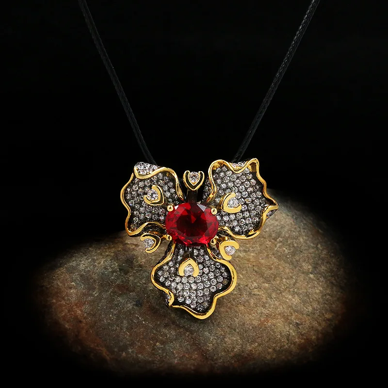 

New Exaggerated Black Gold-color Two-tone Flower Inlaid Red Zirconia Pendant Necklace for Women Ladies Luxury Jewelry Gifts