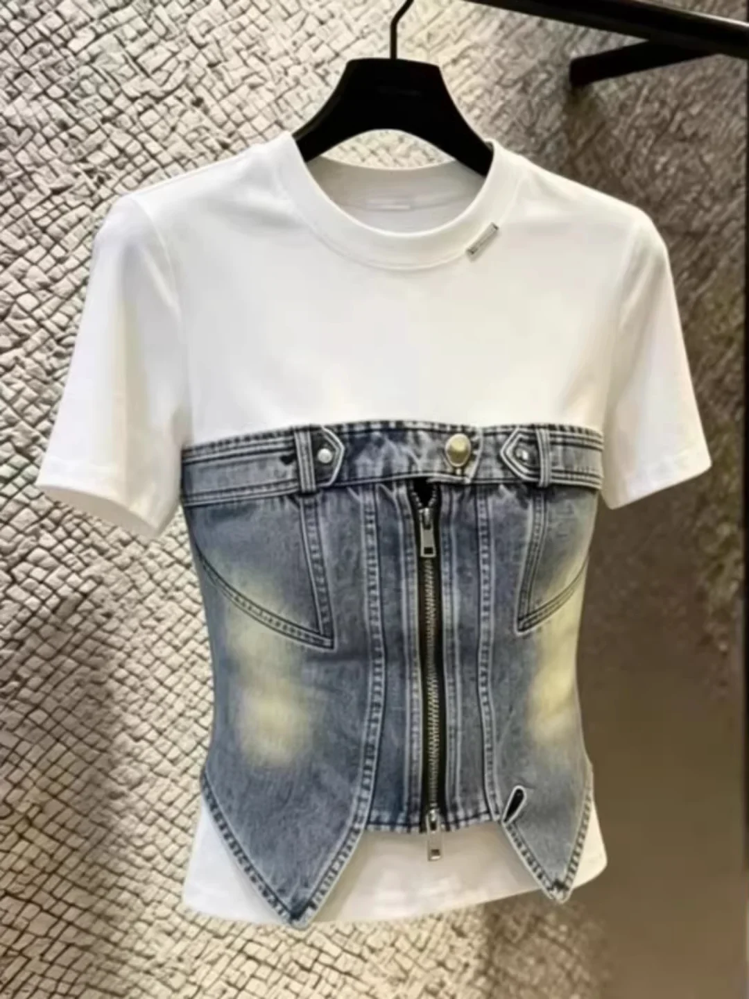 Retro Washed Denim Patchwork T-Shirt Women's Summer 2026 New Korean Style Fake Two-Piece Splice Body Shirt round Neck Short S...
