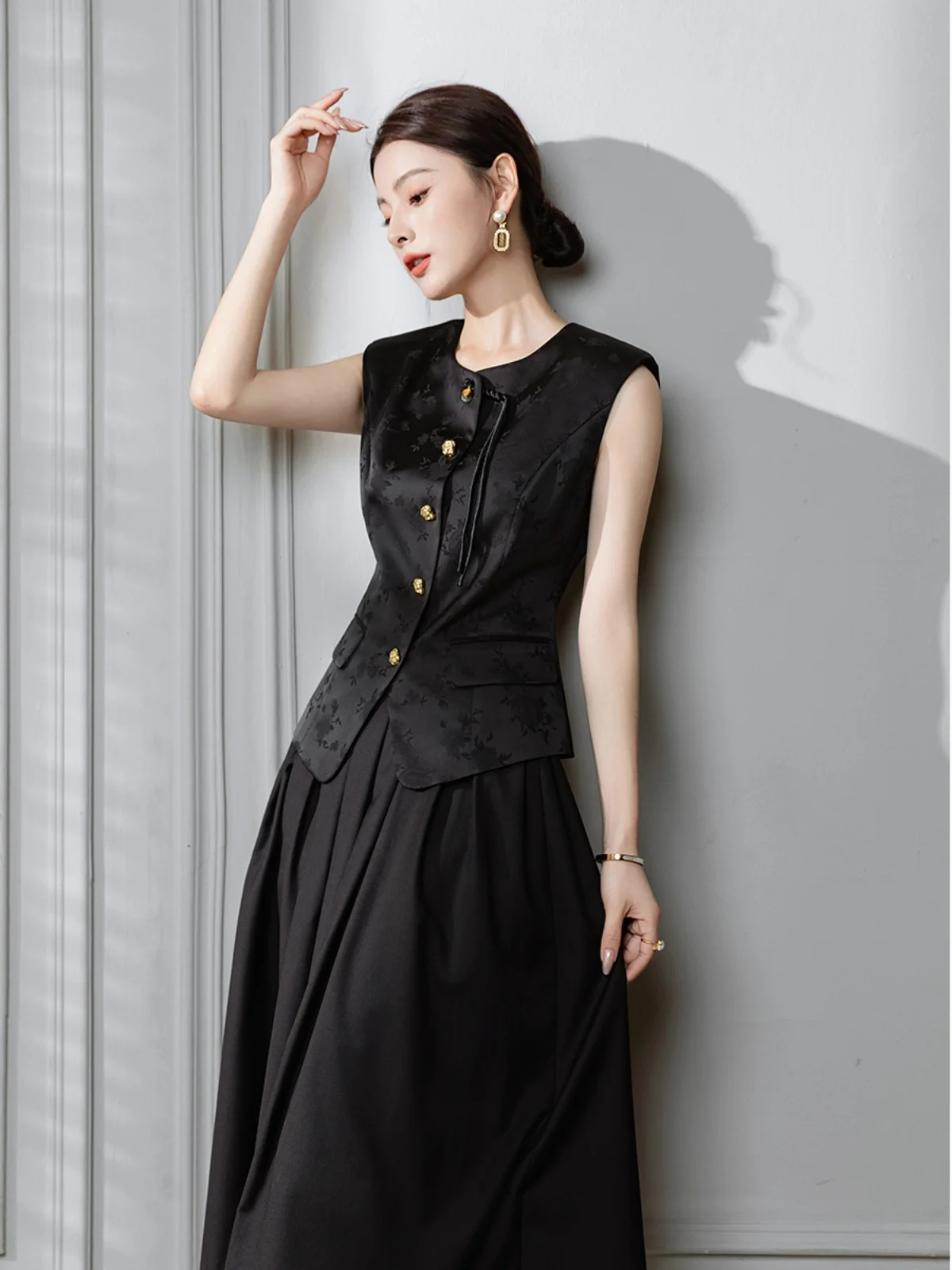 

Женский комплект Ele Commuter Sle: жилет и юбка с изысканной вышивкой, легкий, роскошный, осенне-весенний, модный, для взрослых, из двух предметов