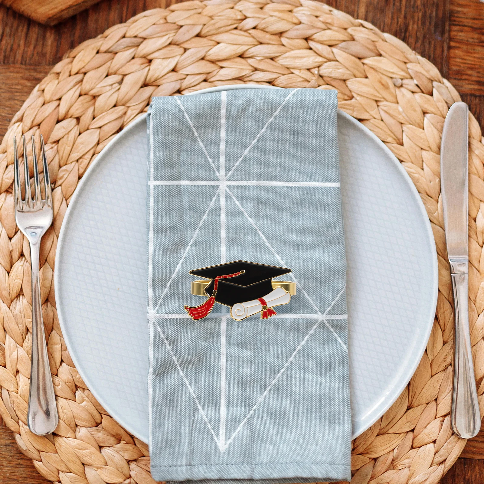 

4pcs Graduation Napkin Ring Doctor Hat Dining Table Party Supplies Alloy Serviette Holder Napkin Buckles Kitchen Bar Decor