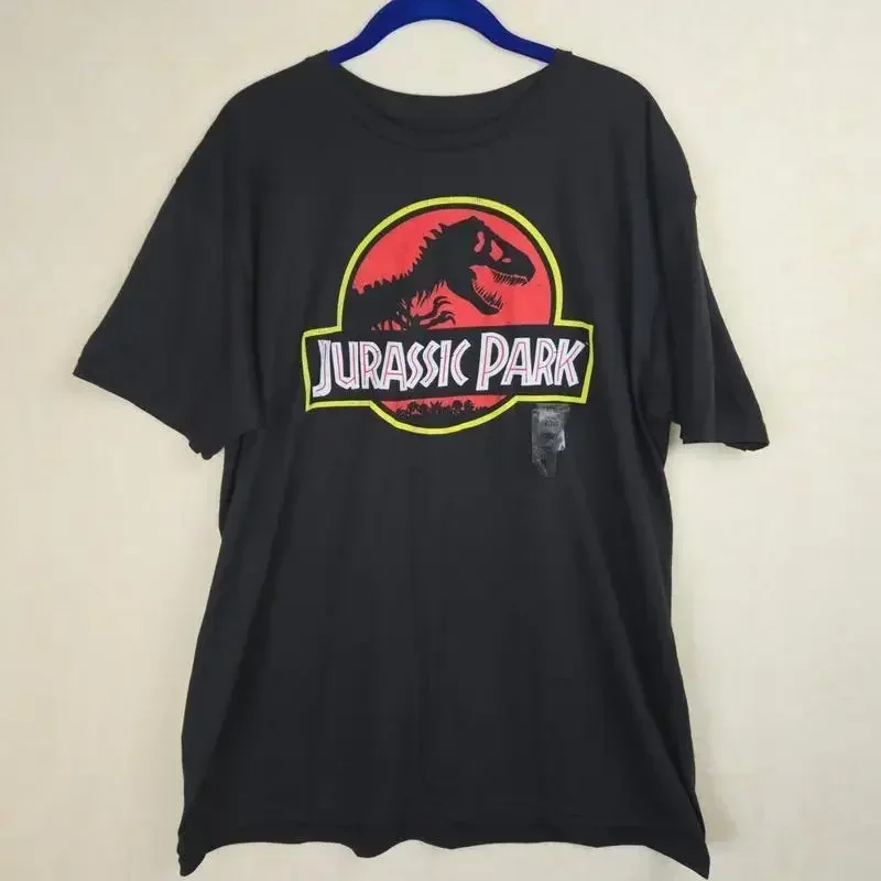 NWOT Jurassic World Mens T-Shirt Size XL Black Park Dinosaur Animal Movie T-REX