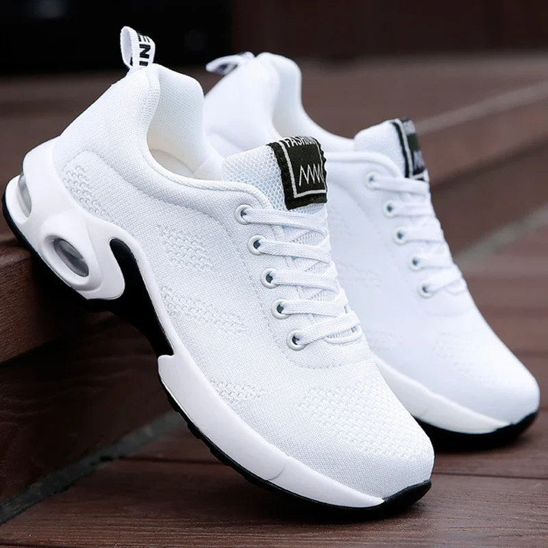 Women Running Sport Shoes Mesh Breathable Casual Sneakers Lace-up Walking Shoes Ladies Platform Sneakers Outdoor Tenis Shoes