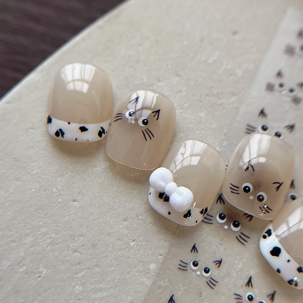 Leuke kat nagelsticker watersticker nagelkunst reliëfsticker druk op schattige expressie sticker stickers nageldecoratie