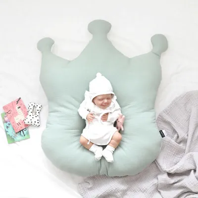 Newborn Nest Travel Lounger Pillow Infant Comfort Nest Bed Crown Baby Lounger for Crib Bassinet