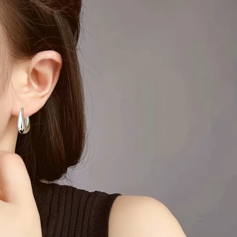 Pendientes de aro en forma de U de plata S925 con encanto elegante y único para joyería de mujer