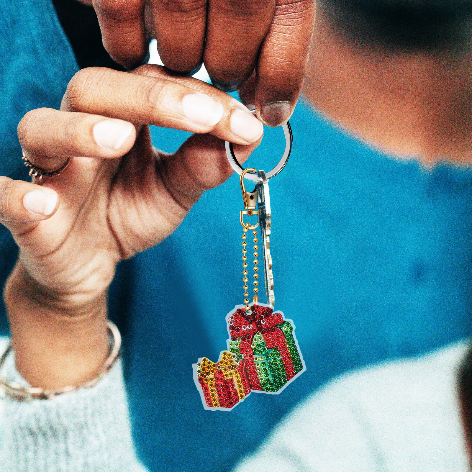 

1Set Christmas Diamond DIY Pendant Painting Exquisite Designs Festive Atmosphere Sturdy Materials Multiple Purposes